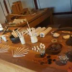 Werkzeugsatz eines Knochenschnitzers