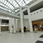 Die beeindruckende Eingangshalle